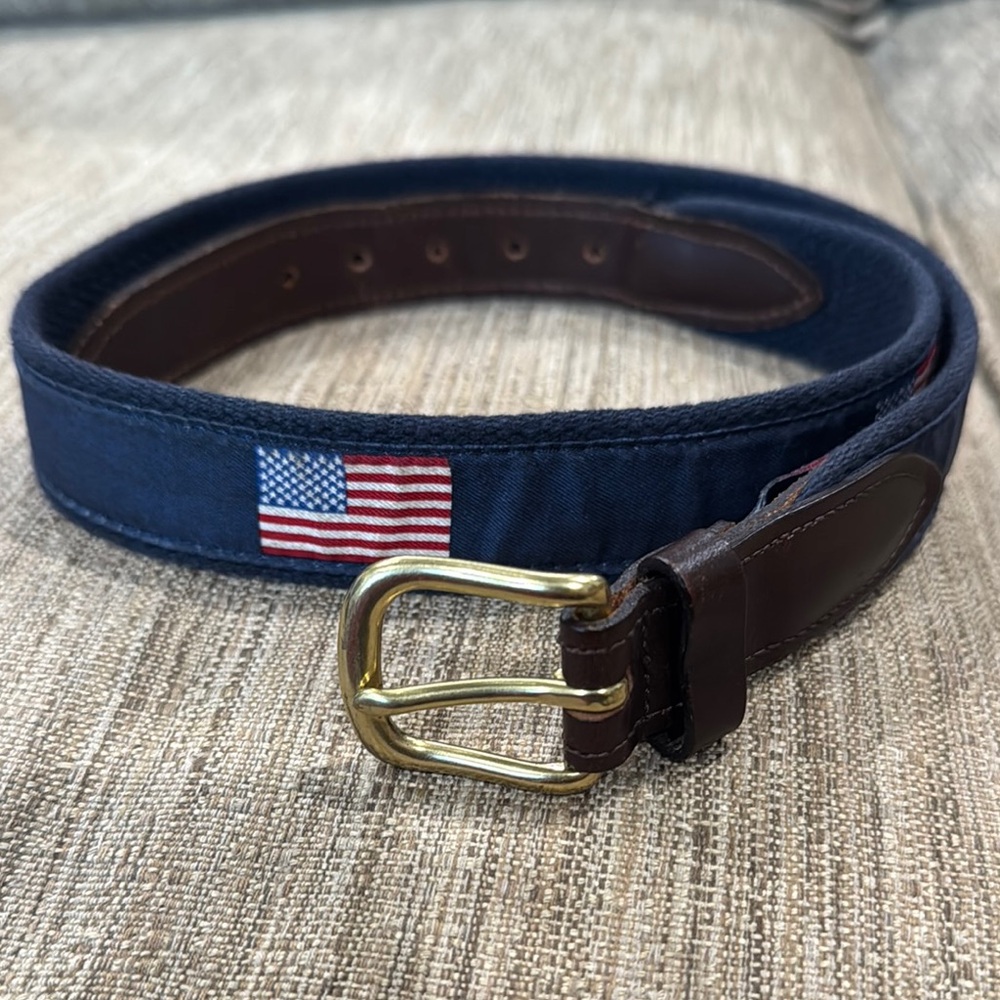 Navy and Brown Men's Belt with American Flag VINEYARD VINES